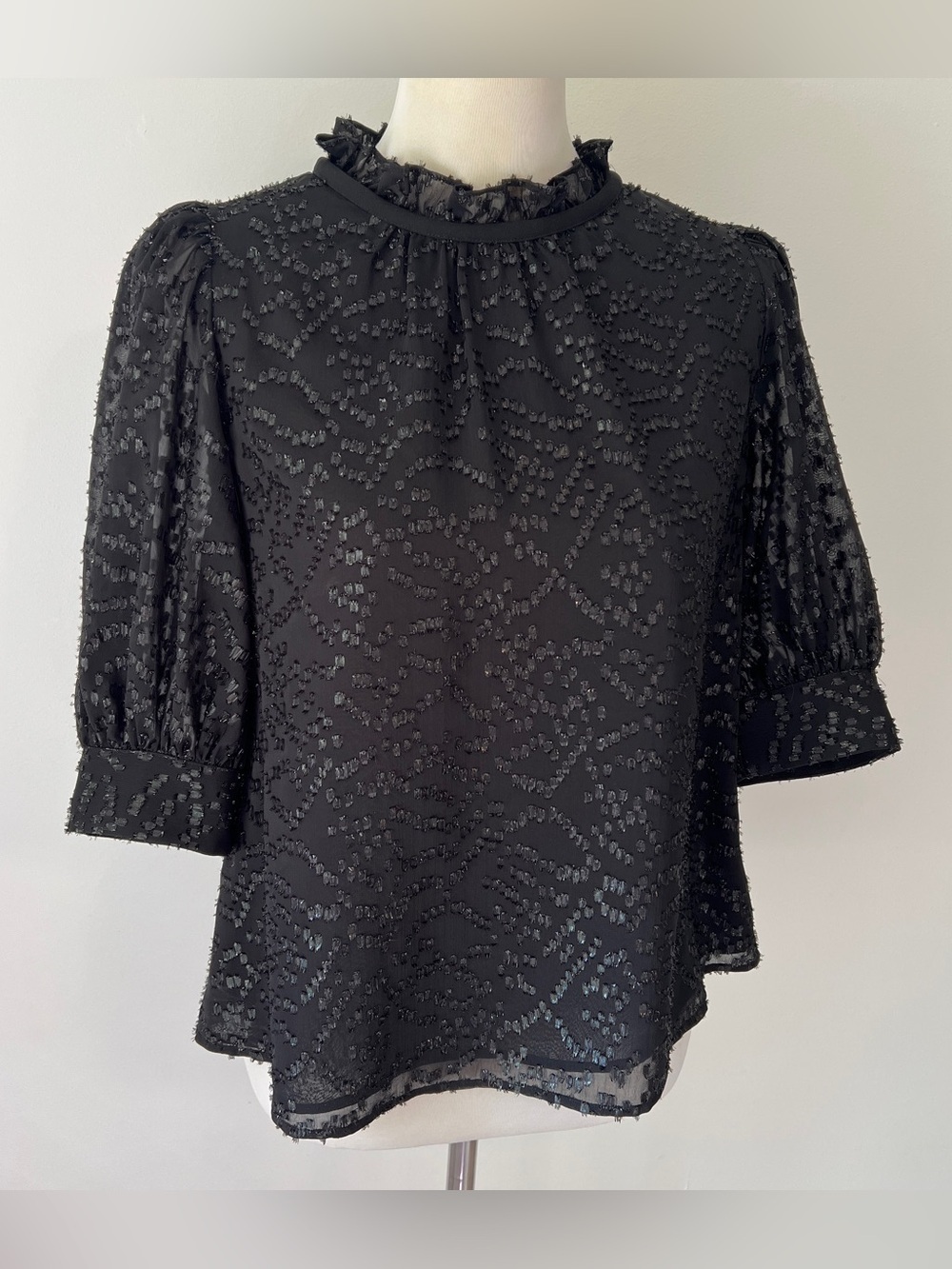 Crosby by Mollie Burch Black Textured Puff Sleeve Blouse XS shimmer top